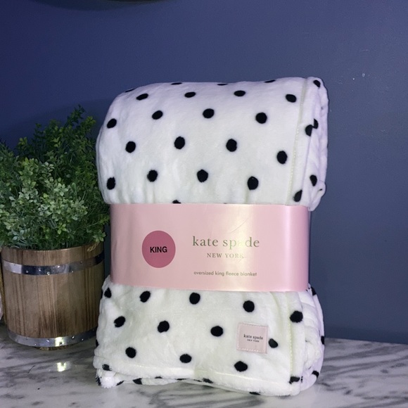 kate spade Bedding Kate Spade Polka Dots King Fleece Blanket Poshmark